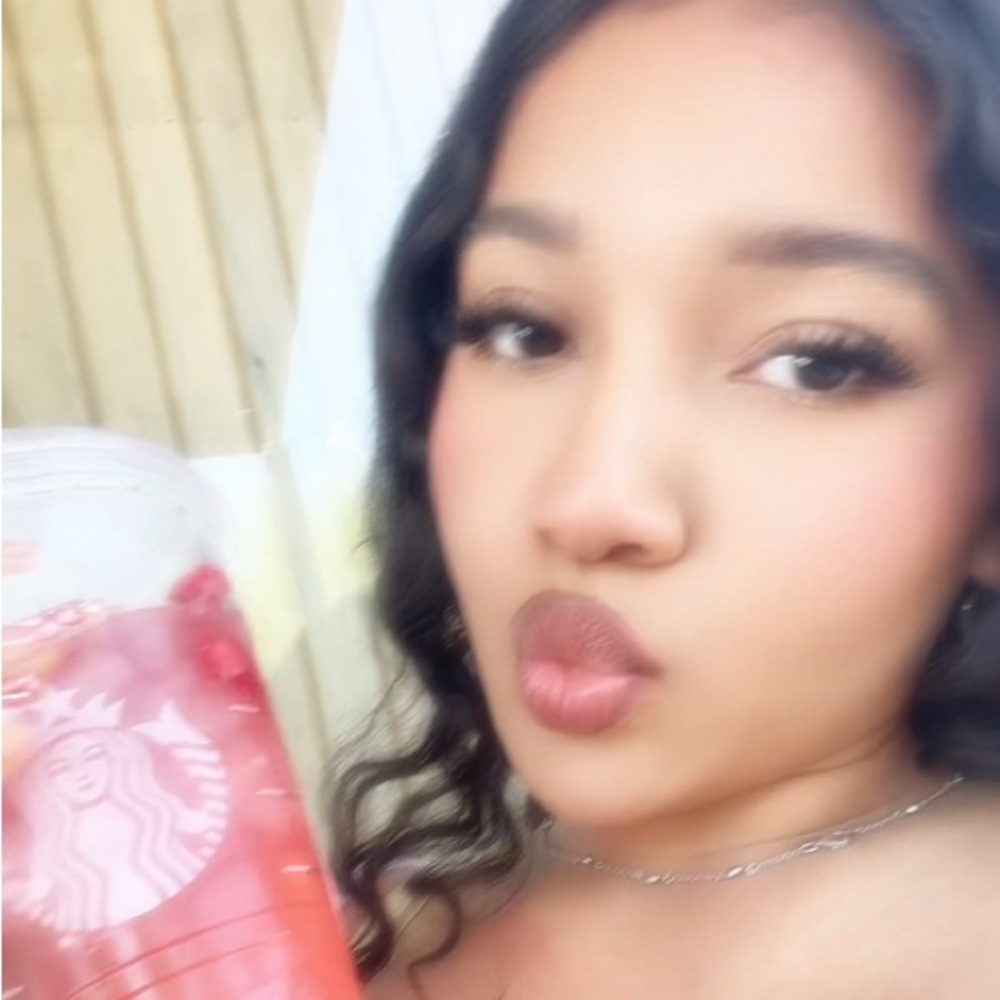 Meet your Posher, Alba